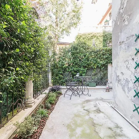 Torre Dell'orologio Apartment *